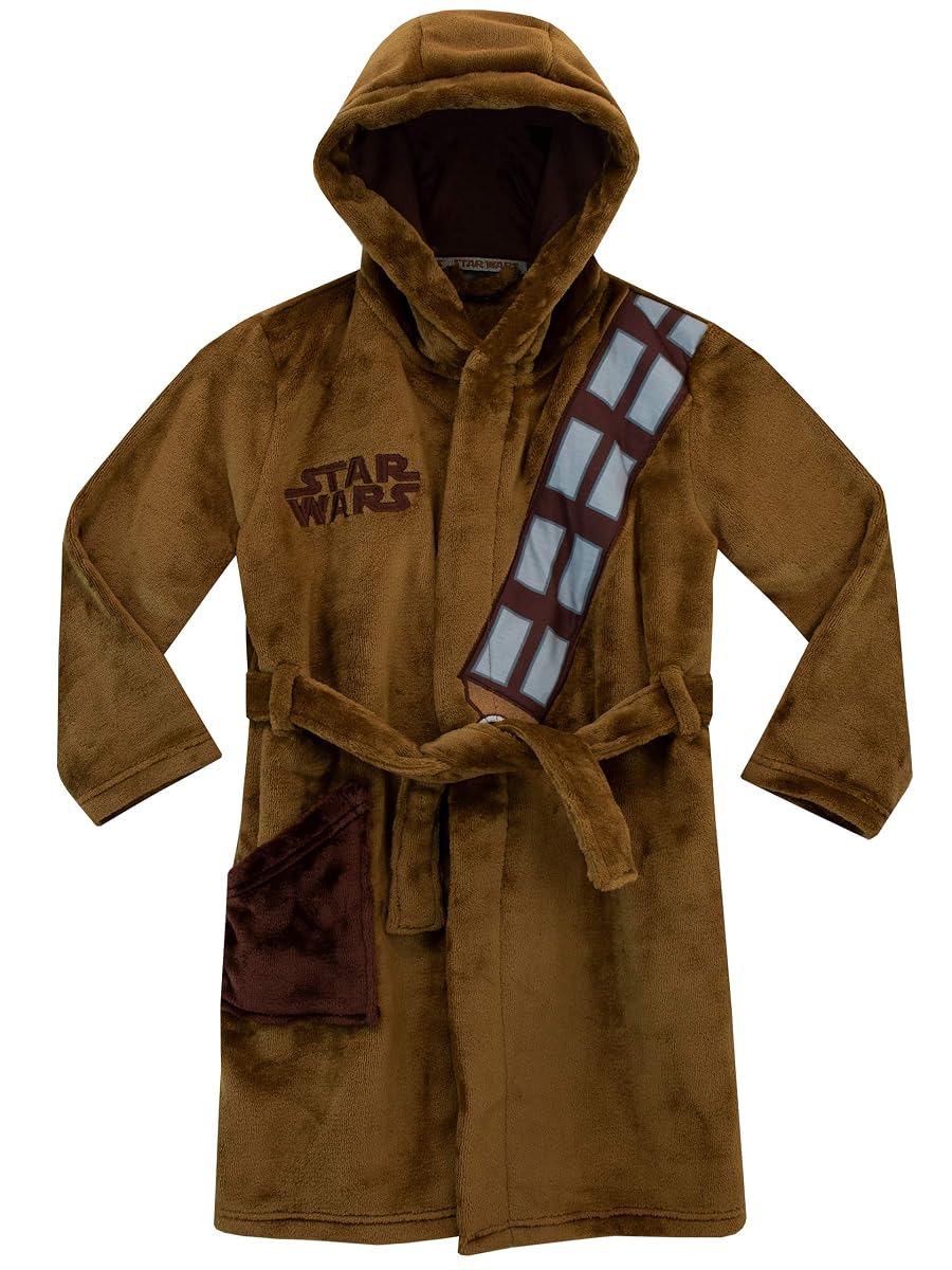 Robe de chambre marron à capuche inspirée de Chewbacca, posée sur un banc en bois dans une chambre calme.